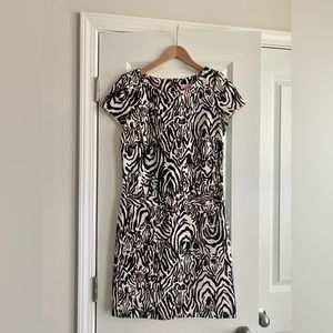LIKE NEW Lilly Pulitzer Cameo White Full Entourage Brown Zebras Layton Dress